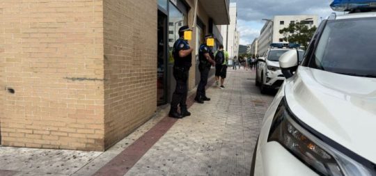 Imagen de la noticia: Sanción a un comercio de Sarriguren por vender cigarrillos electrónicos con nicotina a menores